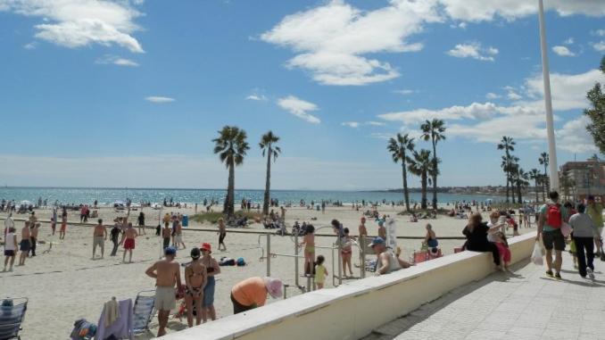 Apartamento en Torrevieja a 50m playa Exterior foto